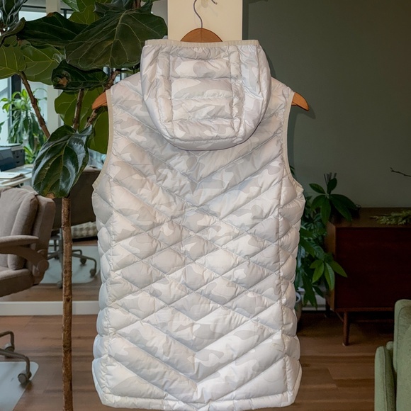 Lole puffer vest - Picture 2 of 3